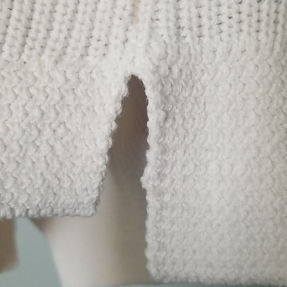 Lou & Grey XS Casual Basic Cream Open Knit Sweater - Picture 2 of 6